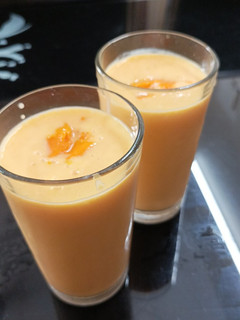 A picture of Mango shake.