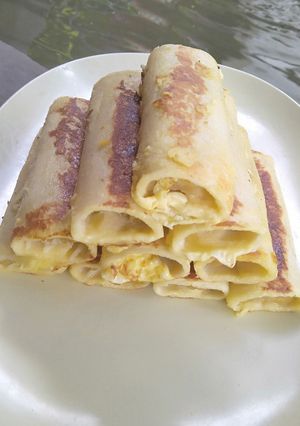 Foto resep Roti tawar gulung pisang keju