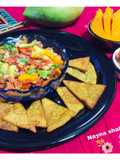 Nachos with mango salsa