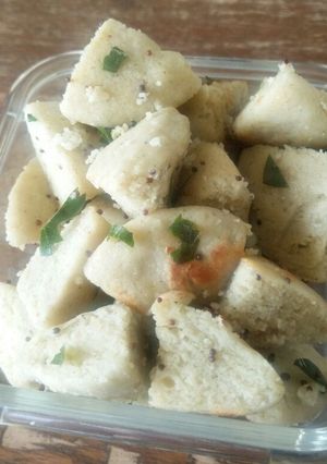 A picture of Fried Oats Idli.