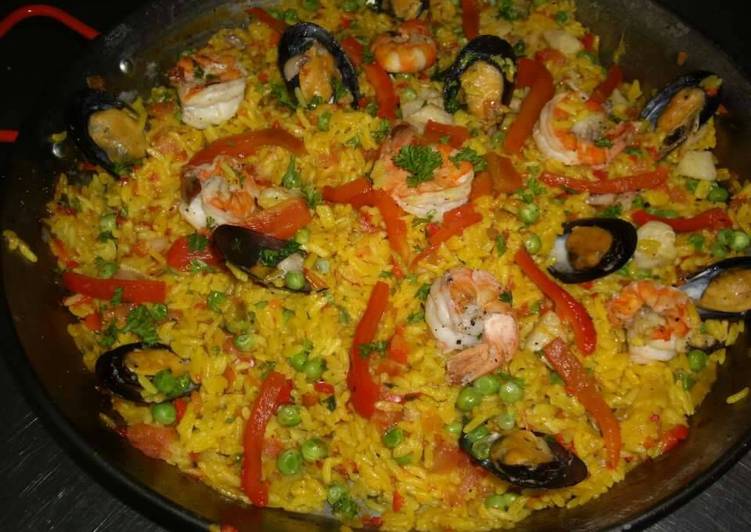 Paella a la castilla