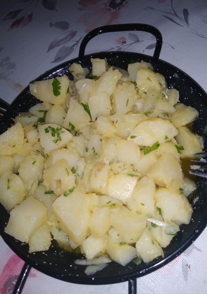 Una foto de Papas aliñás!! Al estilo sevillano