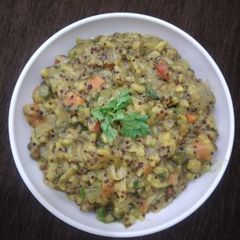 A picture of Sprouted ragi masala khichdi.
