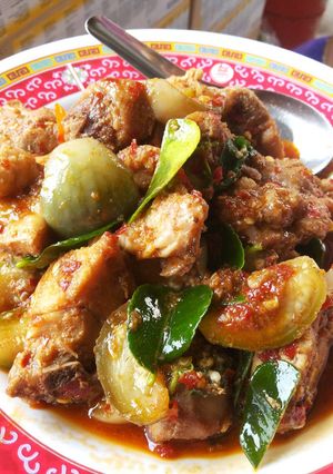 รูปของ ผัดเผ็ดไก่เหนียว