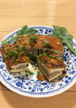 Hình của món Đậu Hũ nhồi thịt.