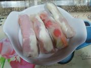 Una foto de rollitos de obleas de arroz