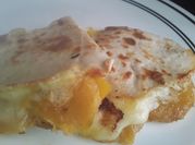 Una foto de dulces con tortillas de trigo