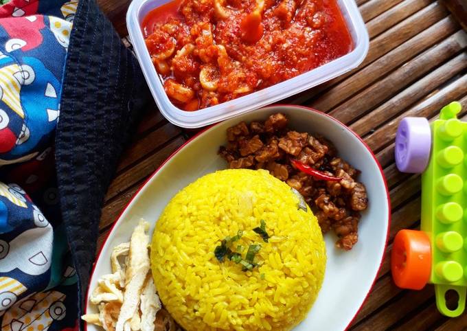 Nasi Liwet / Nasi Kuning