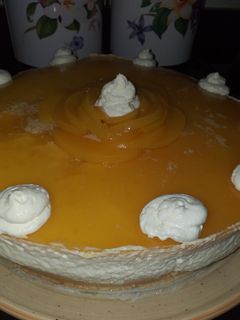 Una foto de Tarta de yogur y piña sin horno