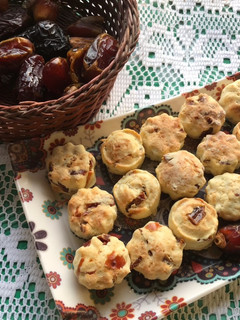 A picture of Date cookies.