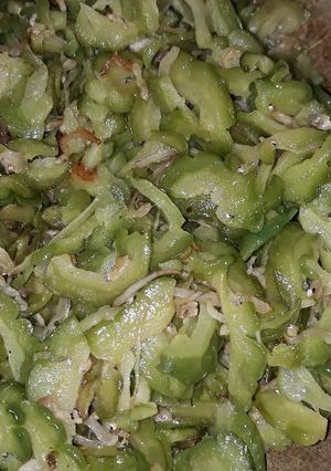 Foto resep Tumis pare teri medan