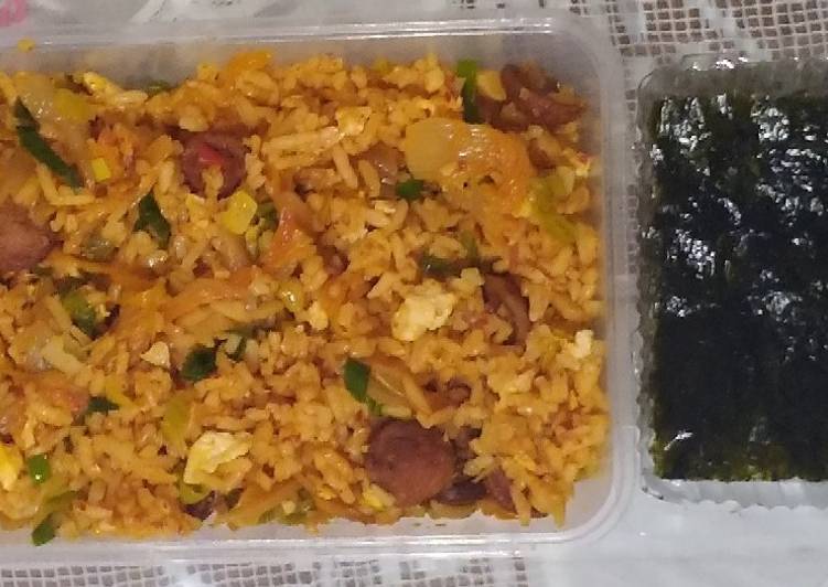 Rice Cooker Kimchi Fried Rice