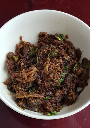 A picture of Smoky chicken liver fry.
