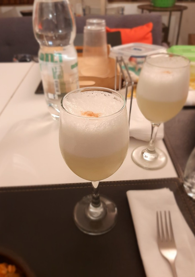 Una foto de Pisco sour