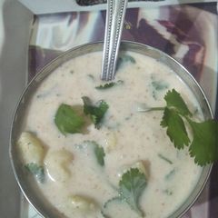 A picture of Aalu ka raita.