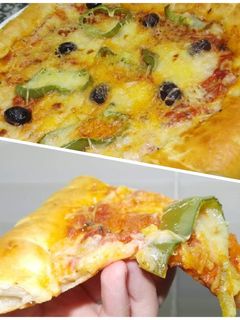 صورة لوصفة بيتزا خفيفة مثل المحلات🍕