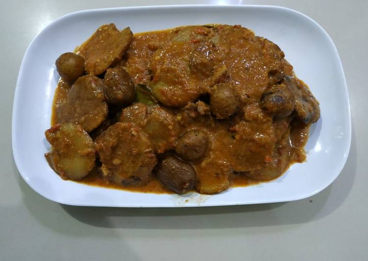 Rendang jengkol