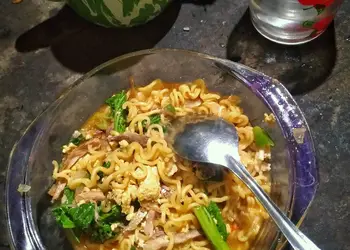 Resep Baru Mi instant cakalang Ala Rumahan