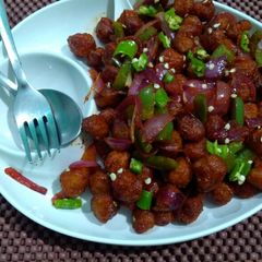 A picture of Soya chunks munchurian.