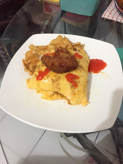 Foto resep Nasi Goreng Daging Sapi Bungkus Telur (Omurice)