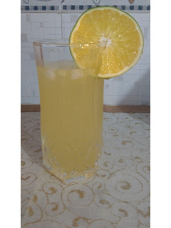 A picture of Orange lemonade.