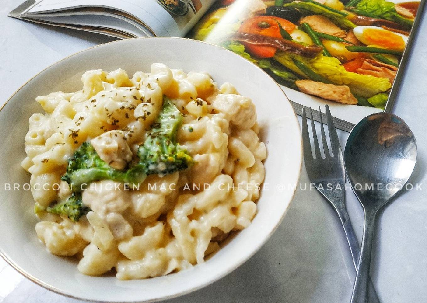 Broccoli Chicken Mac and Cheese