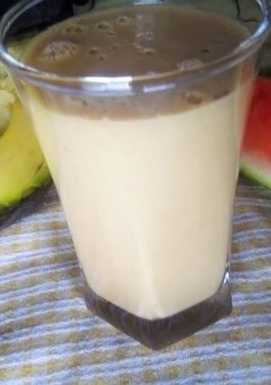 A picture of Avocado and melon smoothie.