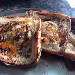 A picture of French toast.
