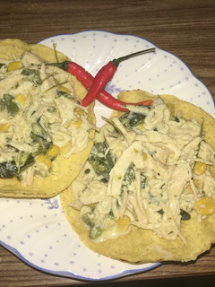 Una foto de Pollo con rajas poblabas