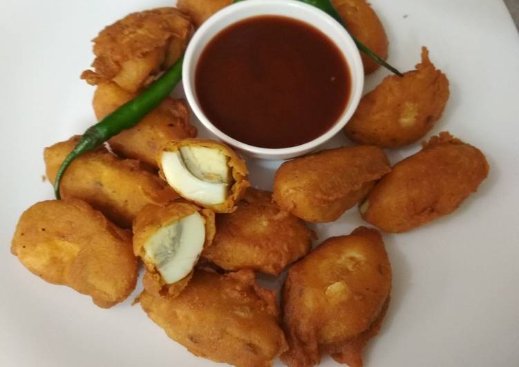 Steps to Prepare Quick Egg Fritter(Anda Pakoda)