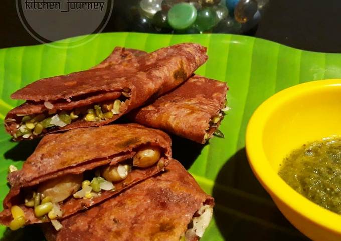 Recipe of Favorite Beetroot cheela/dosa/pancakes