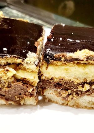 Sütés nélküli mézes krémes recept fotója