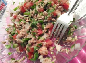 Una foto de Ceviche de atún de lata