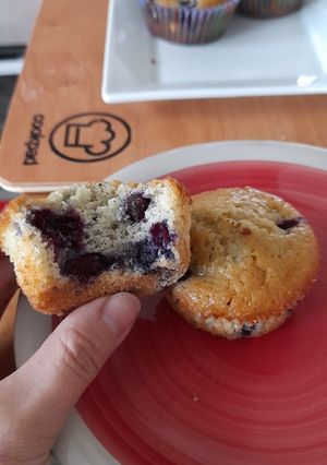 Una foto de Muffin vainilla arándanos