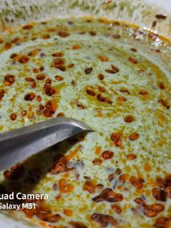 बथुआ का रायता (bathua ka raita recipe in Hindi) रेसिपी मुख्य फोटो