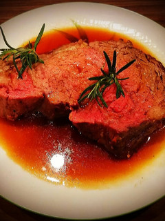 A picture of Mike's 5 Way Juicy Prime Rib.