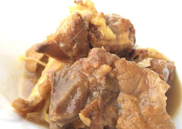 Pork In Ginger And Plum Sauce In Thermal Pot Pork In Ginger And Plum Sauce In Thermal Pot