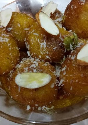 A picture of Gupchup mithai.