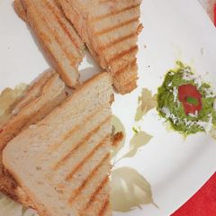 A picture of Cheese bread.