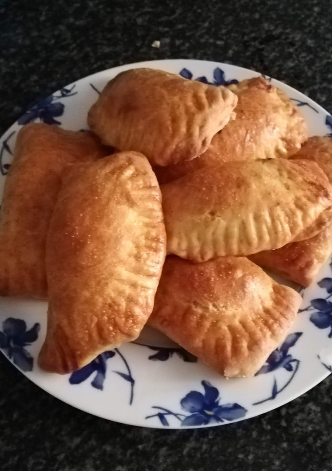 Una foto de Empanadillas de carne al horno