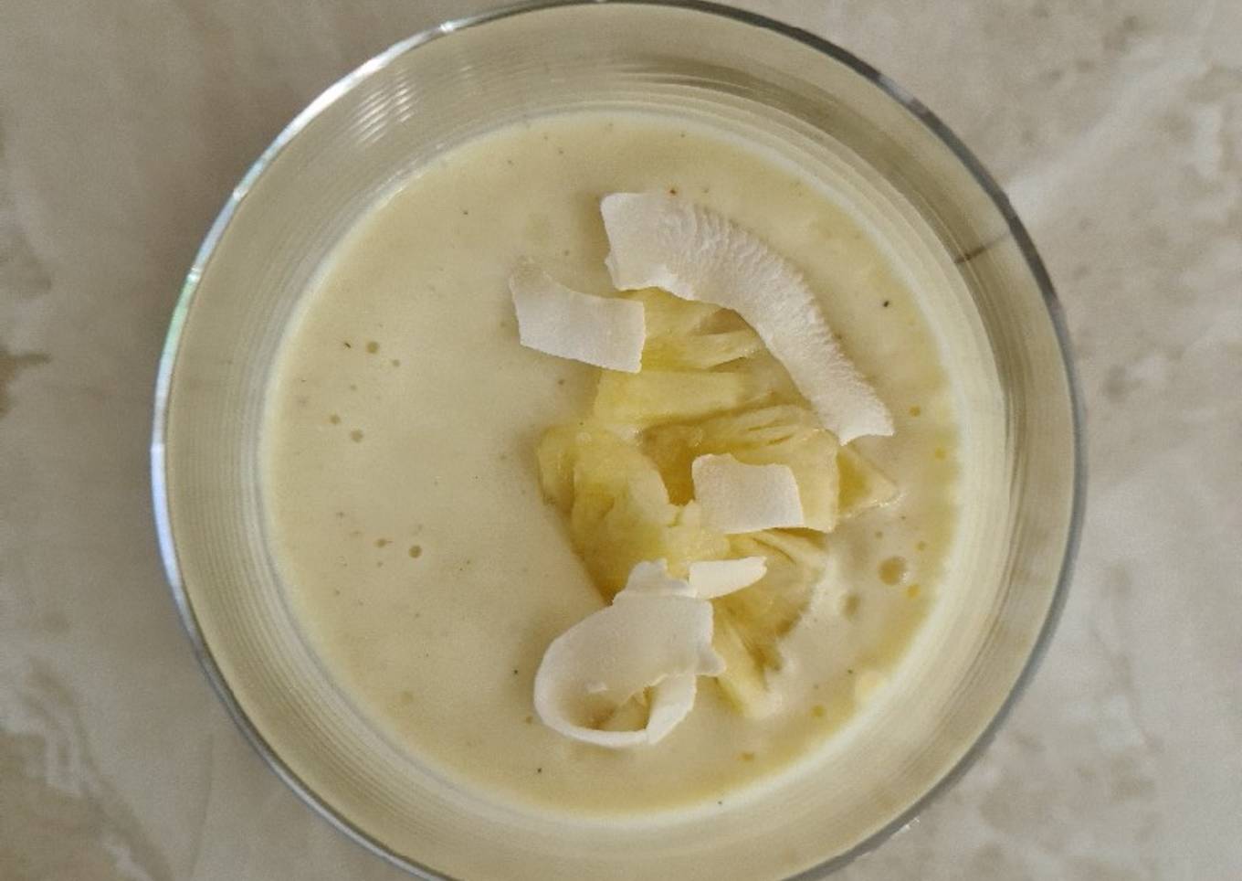 Steps to Make Speedy Pineapple and coconut smoothie 🥥🍍