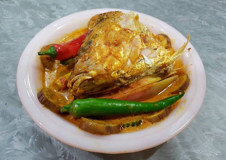 Recipe of Perfect Nyonya Fish Head Curry