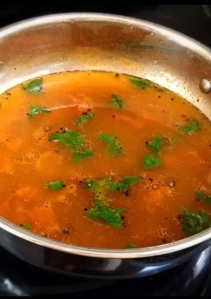 குடம் புளி தக்காளி ரசம் (Kudampuli thakkaali rasam Recipe in Tamil) செய்முறை முக்கிய புகைப்படம்