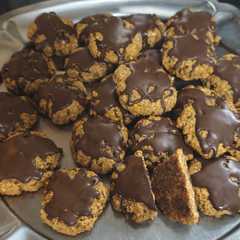 A picture of Galletitas de avena y banana.