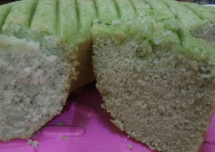 Bolu Pandan Santan Irit
