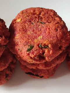 பீட்ரூட் வடை (Beetroot vadai recipe in tamil) செய்முறை முக்கிய புகைப்படம்