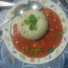 A picture of Manchurian and fried rice.