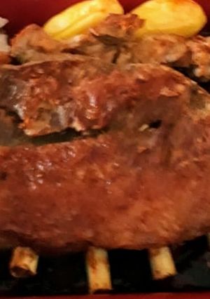 Foto de Costela de boi precoce ao forno com batatas