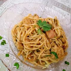 A picture of Chicken Chowmein.