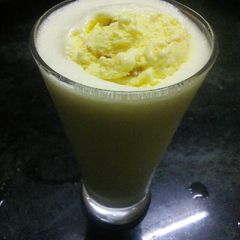 Butterscotch milkshake A picture of Butterscotch milkshake.